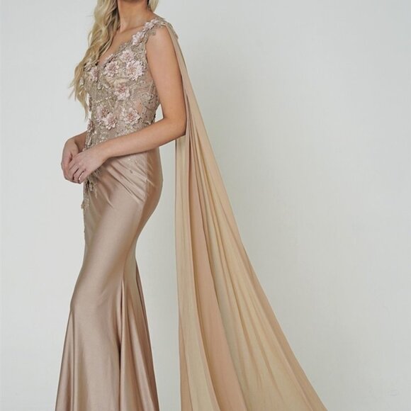 CHAMPAGNE V-Neck Lace Bodice Mermaid Prom Dress AC388